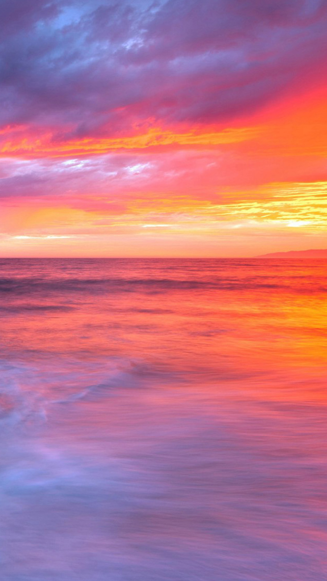 夕日と海の幻想的なグラデーション Iphone Wallpapers